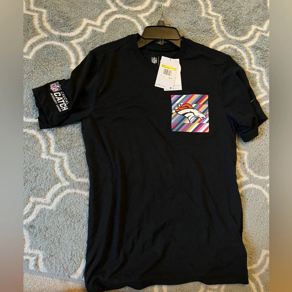 Nike NFL Bronco’s Cancer T Shirt - Picture 1 of 3